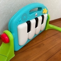 ベビージム プレイジム あんよでキックの画像
