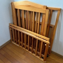 ベビーベッドの画像