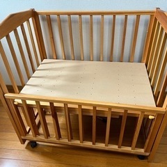 ベビーベッド