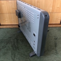 パネルヒーター　サンヨーR-P325  1999年製　現在フリー案件の画像