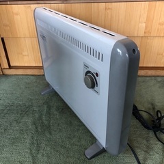 パネルヒーター　サンヨーR-P325  1999年製　現在フリー案件の画像