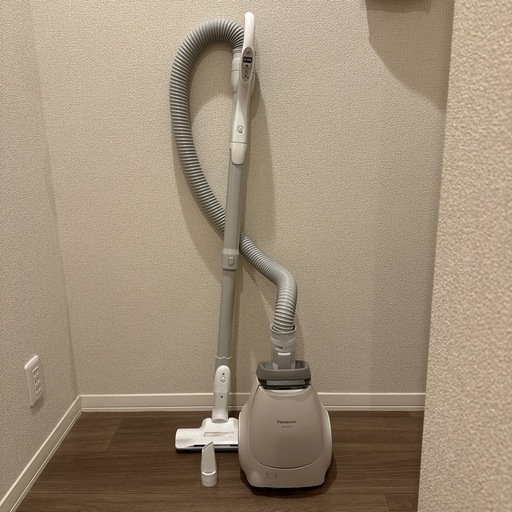 パナソニック　紙パック掃除機