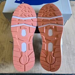 C034	KARHU　ARIA95 SLEET/BRITTANYBLUE F803100の画像