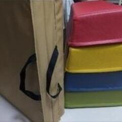 跳び箱、マット、トランポリンの画像