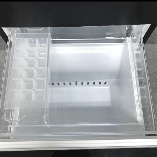 美品 冷蔵庫 ブラック ほぼ未使用 yrz-f15j YSELECT