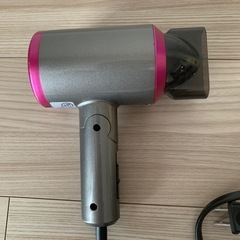【美品】ドライヤーの画像