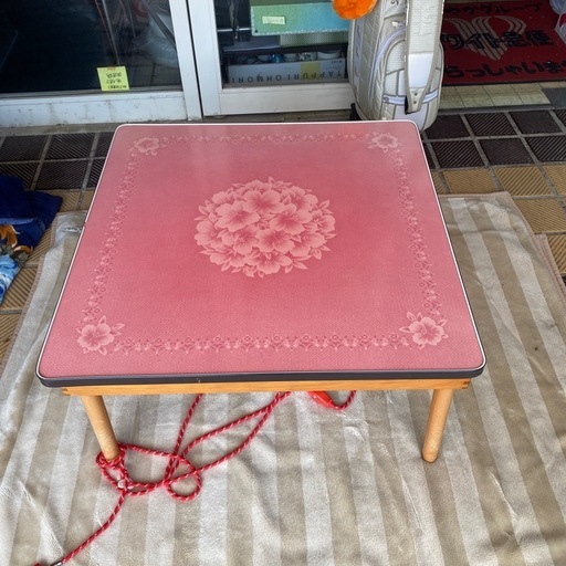 昭和レトロ・花柄・こたつ　ローテーブル 木製 飾り台