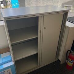 キャビネットあげます　８月２８日引取りの画像