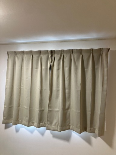 カーテンお譲りします