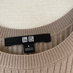 ユニクロ コットンブレンドニットワンピース の画像