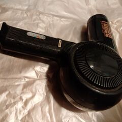 300円★ターボモード搭載ドライヤー★の画像