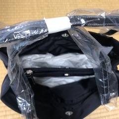 【有料品にお付けします】便利なサイズの手提げバック（ブラック）の画像