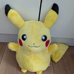 おしゃべりピカチュウ　ぬいぐるみ