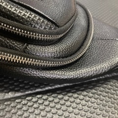 【配達OK】ショルダーバッグ　ポーチ　ウエストバッグ　の画像
