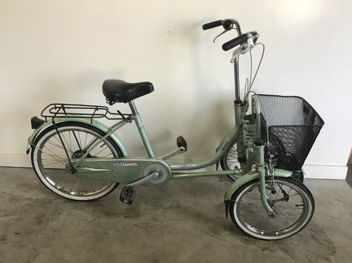 693(B)□岐阜発　△BRIDGESTONE/minna/ミンナ/ブリジストン/前二輪/大人用三輪自転車/走行確認/タイヤひび割れあり/現状品　R6.7/27□0.8