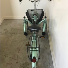 693(B)□岐阜発　△BRIDGESTONE/minna/ミンナ/ブリジストン/前二輪/大人用三輪自転車/走行確認/タイヤひび割れあり/現状品　R6.7/27□0.8の画像