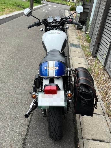 トライアンフ ボンネビル T214(T100)