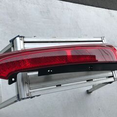 スズキ　ランディ　テールランプ　右　新品の画像