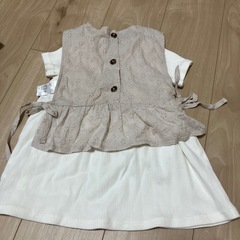 しまむらのベスト付きTシャツの画像