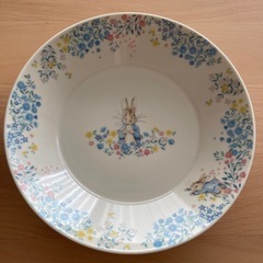 ピーターラビットマグカップ&カレー皿の画像