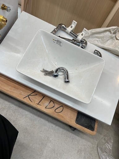 【新品未使用品】破格で販売TOTO電気温水器YUPOT無くなり次第終了