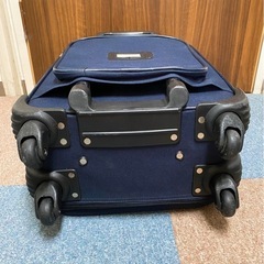 スーツケースの画像