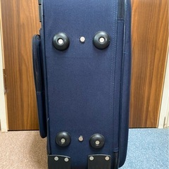 スーツケースの画像