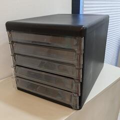 予定者様と取引中　書類　整理　キャビネット　ケースの画像