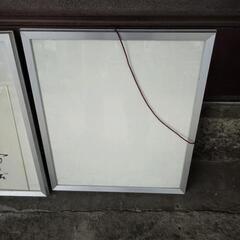 ハクバ製アルミ額縁　サイズ約34cm×39cmの画像