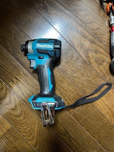 ③マキタ　インパクトドライバー　TD 173D 本体のみ