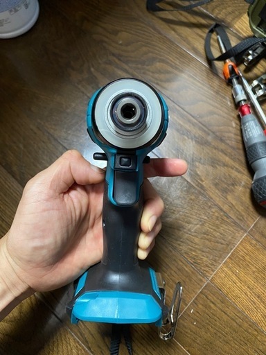 ③マキタ　インパクトドライバー　TD 173D 本体のみ