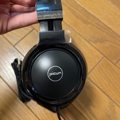 ヘッドフォンの画像