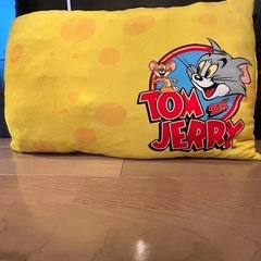 トムジェリ トムとジェリー クッションの画像