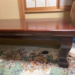 エモい長机　の画像