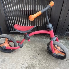 【スマートトライク】ストライダーみたいな子ども用の2輪乗用玩具