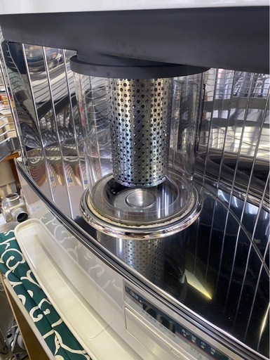 アース万代店　トヨトミ　煙突式石油ストーブ　極美品分解掃除済み　木造17畳　コンクリート27畳