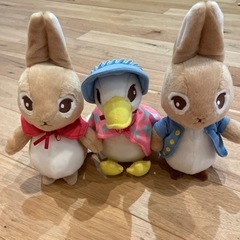 ピーターラビット　ぬいぐるみ