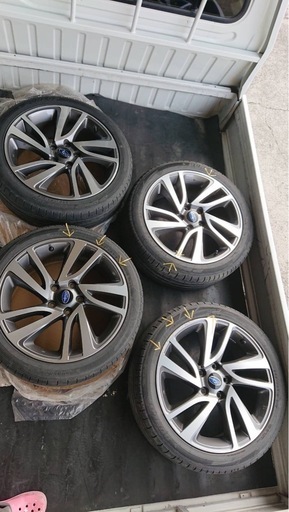 レヴォーグ　純正ホイール