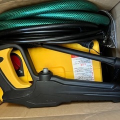 アイリスオーヤマ 高圧洗浄機 超軽量モデル 重さ3kg 最大圧力7.5Mpa 高圧ホース5m付属 水道ホース3m付属の画像
