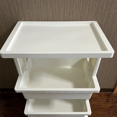 スチールラックの画像