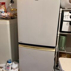 SHARP 冷蔵庫　一人暮らす　無料