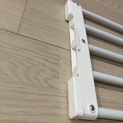 ニトリ　突っ張り棚　の画像