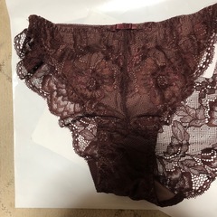 大きめのブランド＆ショーツのセットですの画像