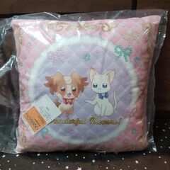 わんだふるぷりきゅあ！キャラクタークッションの画像