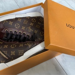 ルイヴィトン モノグラム ハイカットスニーカー LOUIS VU...