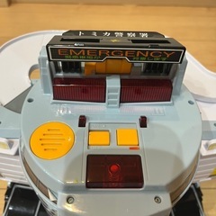 【取引中】トミカ　ぐるっと変形DXポリスステーションの画像