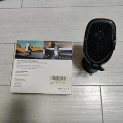 車用ワイヤレス充電器の画像