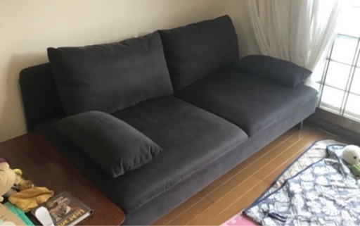【受け渡し先決まり次第締め切らせていただきますm(_ _)m】IKEA3人掛けソファです！ぜひ！
