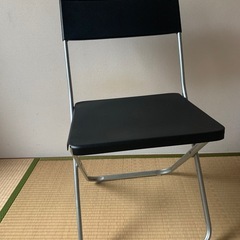 折りたたみ椅子