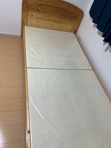シングルベッド